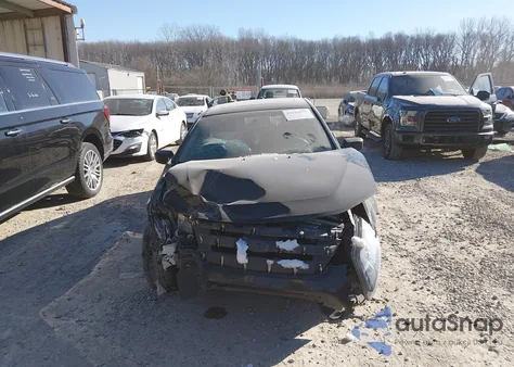 2010 Ford Fusion Hybrid z USA, uszkodzony, nr VIN 3FADP0L39AR195638